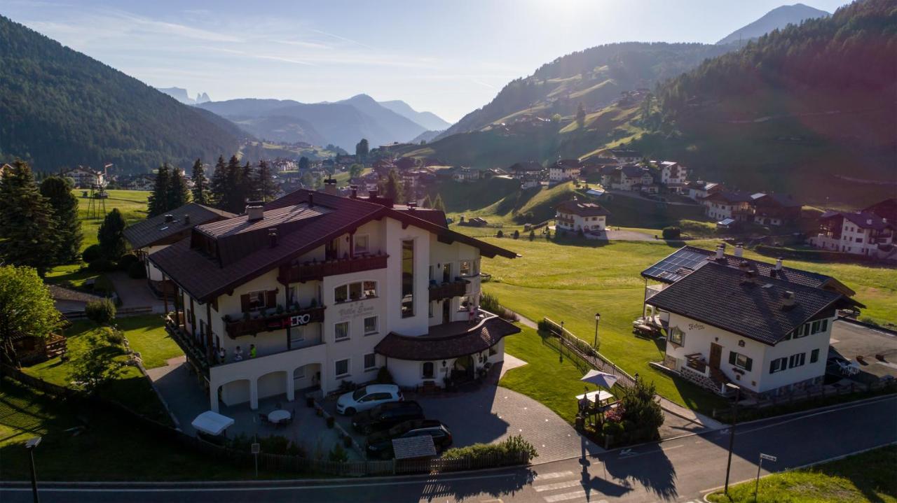 Garnì Villa Erna Selva di Val Gardena Exteriör bild