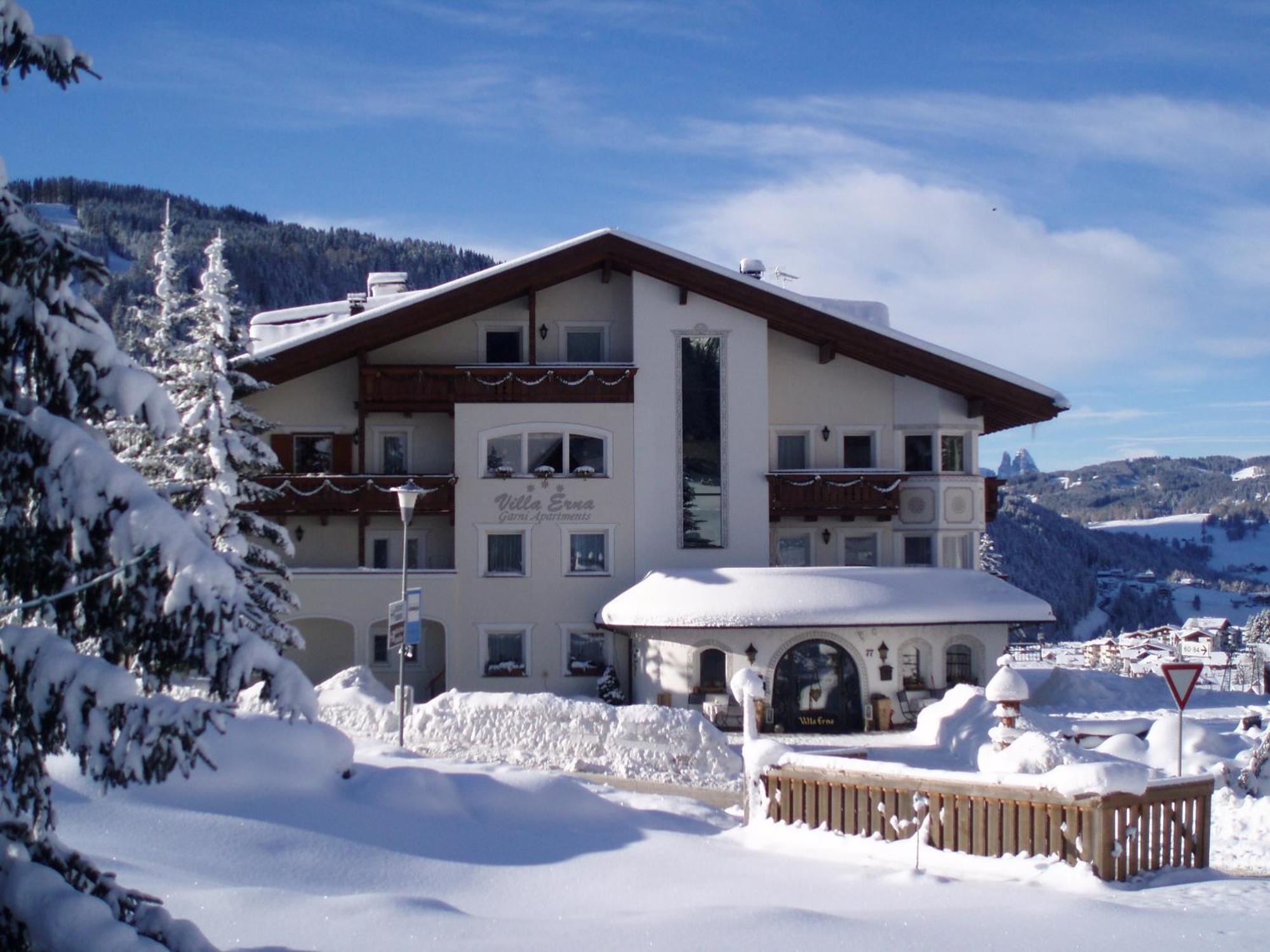 Garnì Villa Erna Selva di Val Gardena Exteriör bild