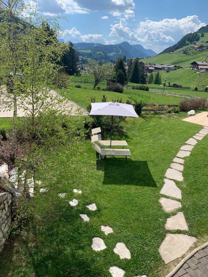 Garnì Villa Erna Selva di Val Gardena Exteriör bild