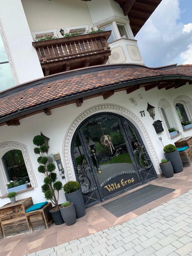 Garnì Villa Erna Selva di Val Gardena Exteriör bild